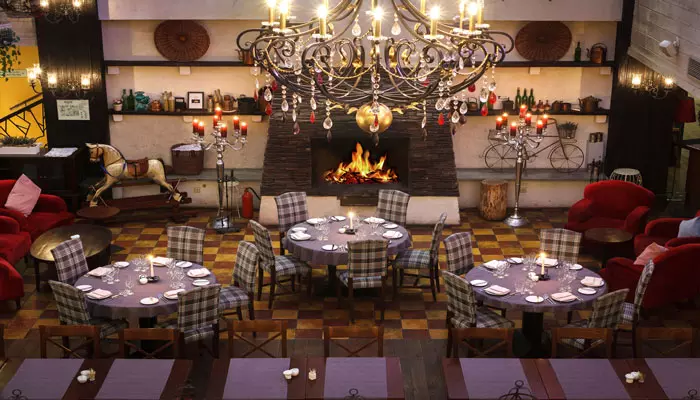 هتل کاسموس الیمپیا گاردن سنت پترزبورگ