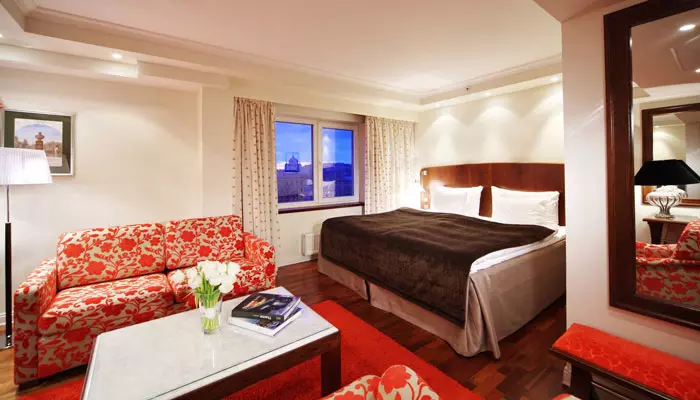 هتل کاسموس الیمپیا گاردن سنت پترزبورگ