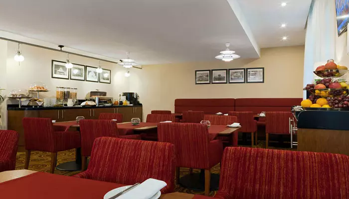 هتل هالیدی این لسنایا مسکو