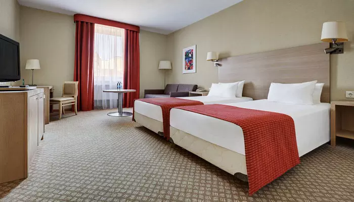 هتل هالیدی این لسنایا مسکو