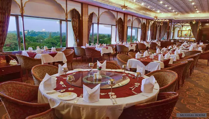 هتل حیات سنتریک کلارکس شیراز آگرا