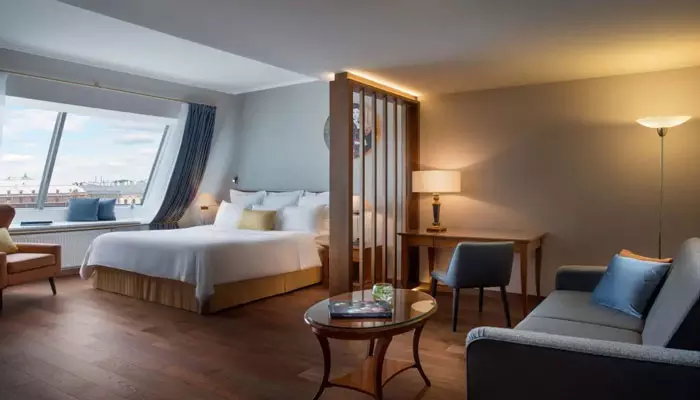 هتل رنسانس بالتیک سنت پترزبورگ