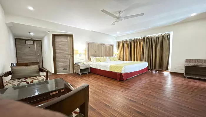 هتل سوراسنا رگال ویستا آگرا