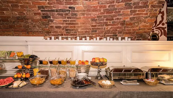 هتل ترزینی پالاس سنت پترزبورگ