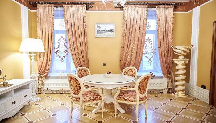 هتل ترزینی پالاس سنت پترزبورگ