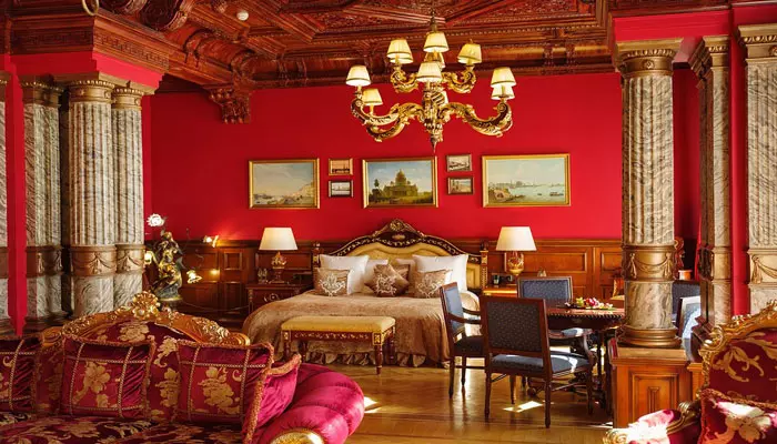 هتل ترزینی پالاس سنت پترزبورگ