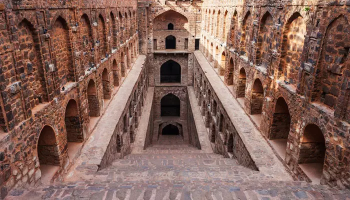 آب انبار آگراسن کی بائولی دهلی